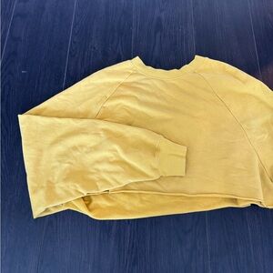 ALO YOGA CROPPED LONG SLEEVE CREWNECK